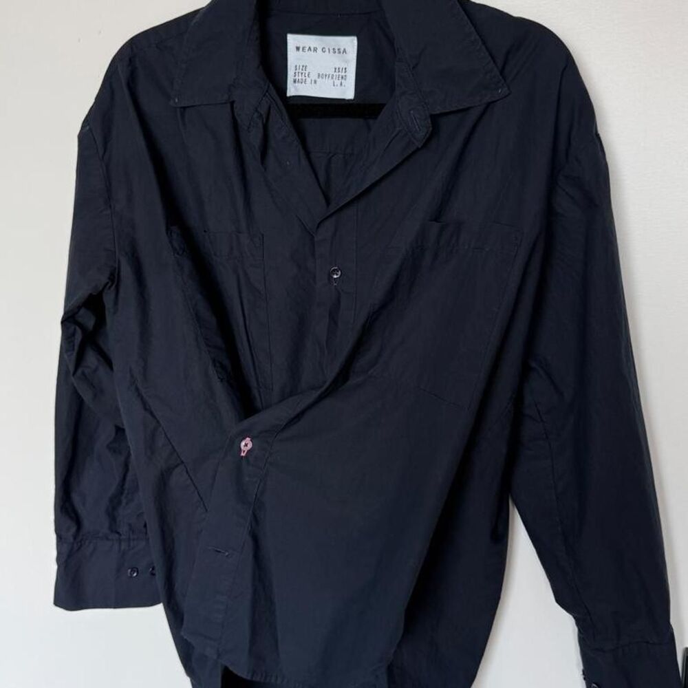 Unbranded Women's Navy and Black Shirt